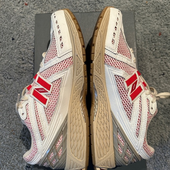 Men’s new balance 1906r sea salt red size 11 - Picture 3 of 8